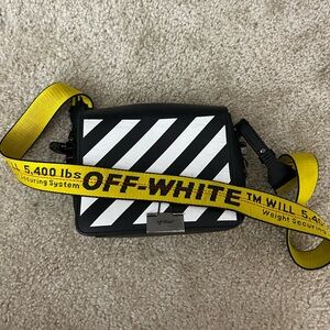 Off-White Diagonal Stripe Messenger Bag with Yellow Strap